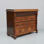 1164 1330 CHEST OF DRAWERS